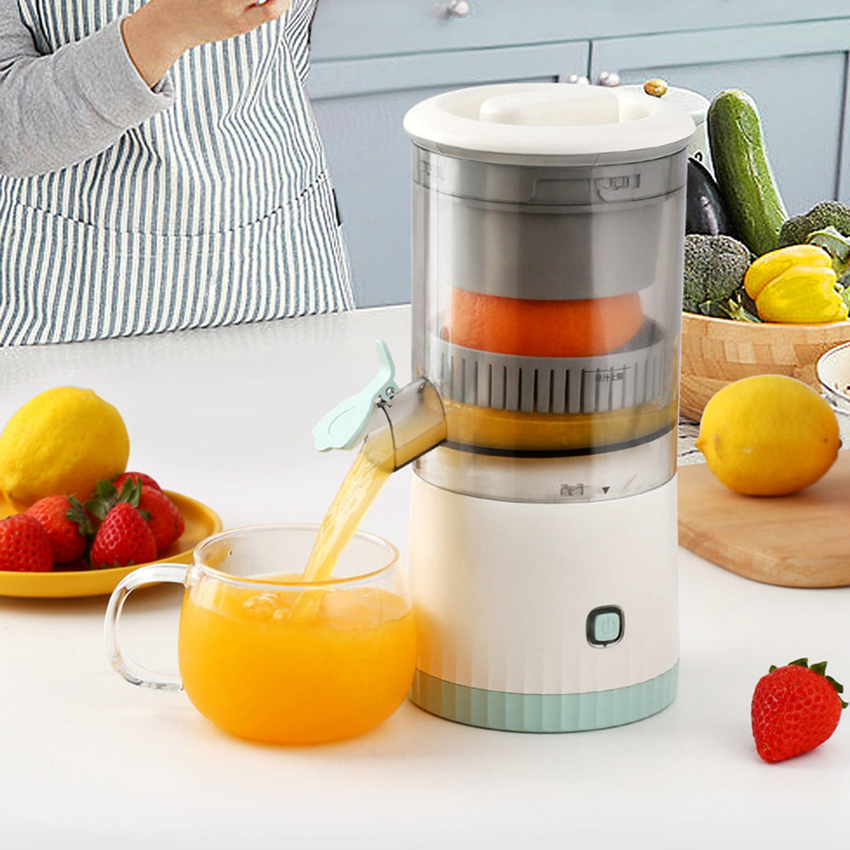 USB Rechargeable Electric Citrus Juicer