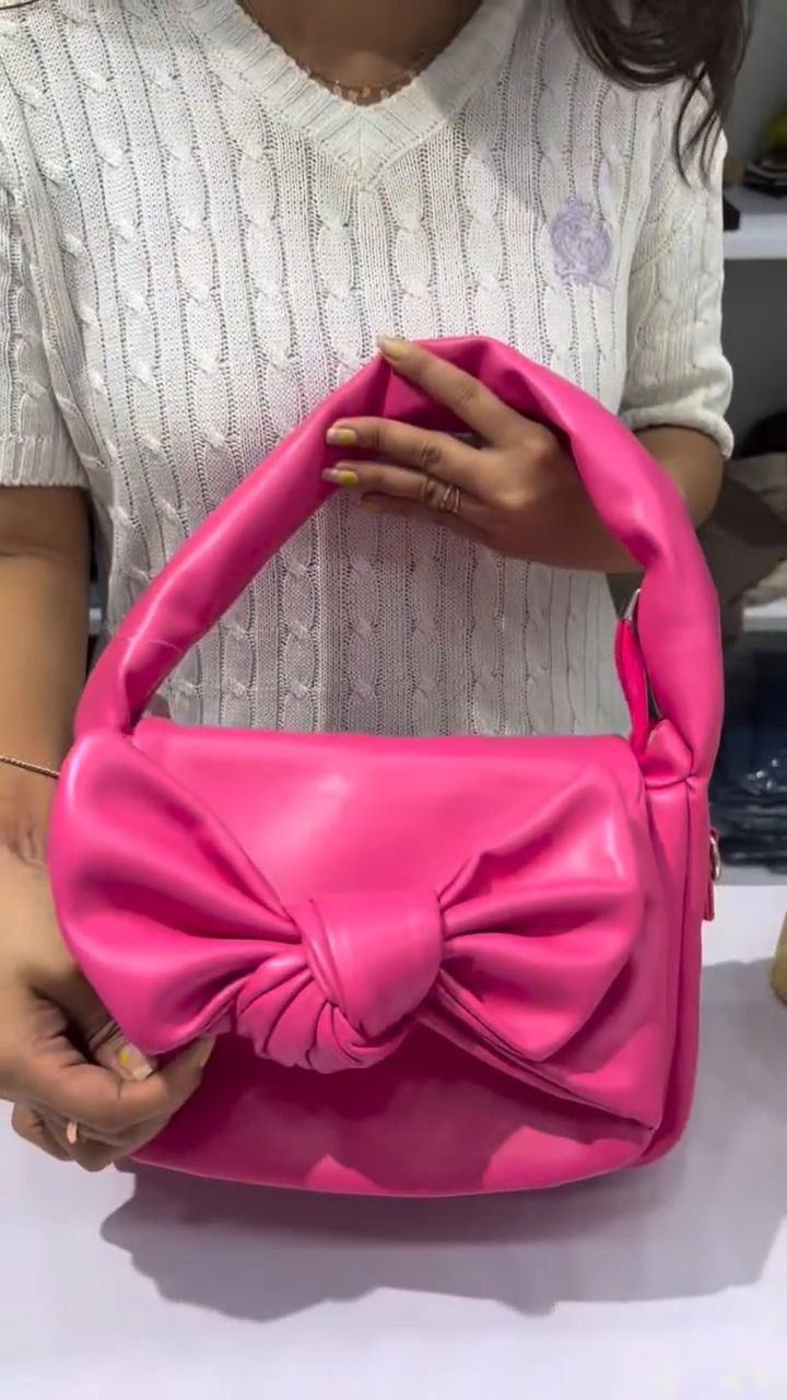 Soft Bow Detail Shoulder Bag