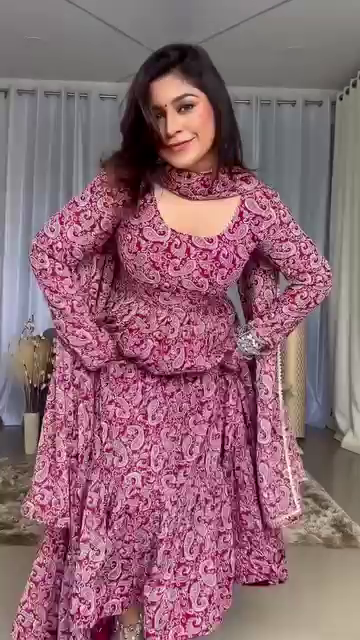 Pink Floral Printed Tiered Anarkali Kurti Set with Dupatta โ Flowy Fit & Flare