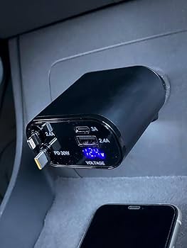 Car USB Charger with Voltage Display and Fast Charging Ports