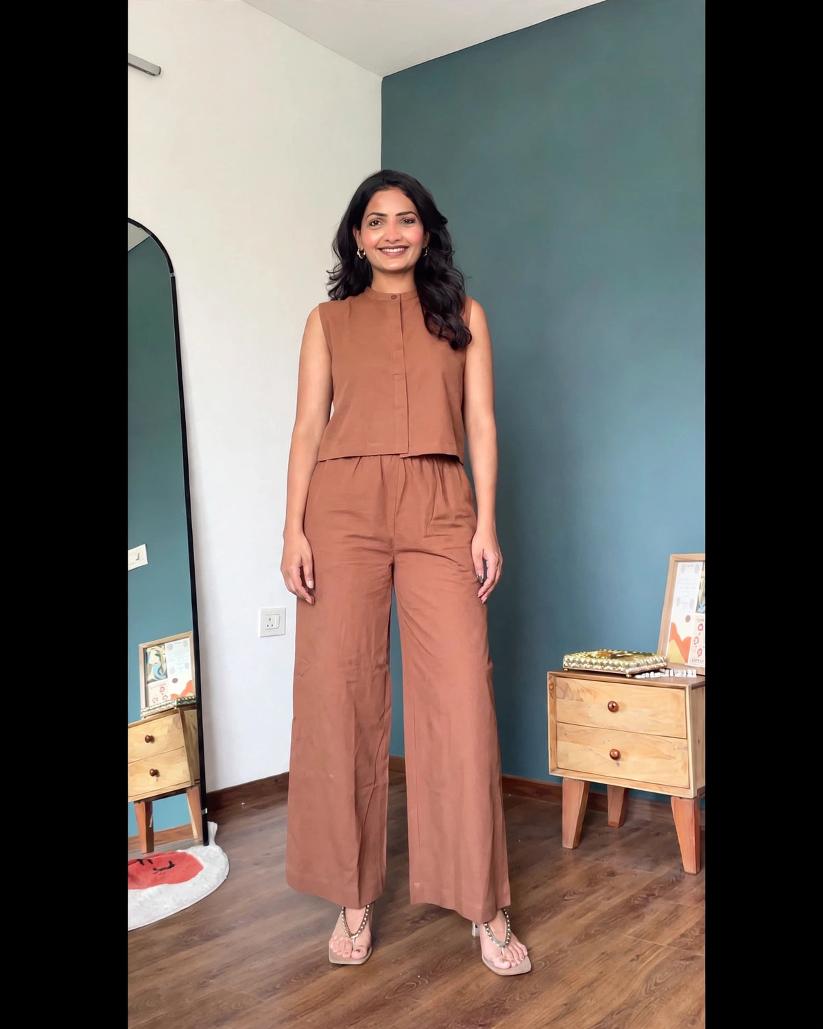 Minimalist Sleeveless Co-ord Set with Wide-Leg Trousers – Available in Earthy Terracotta & Warm Beige