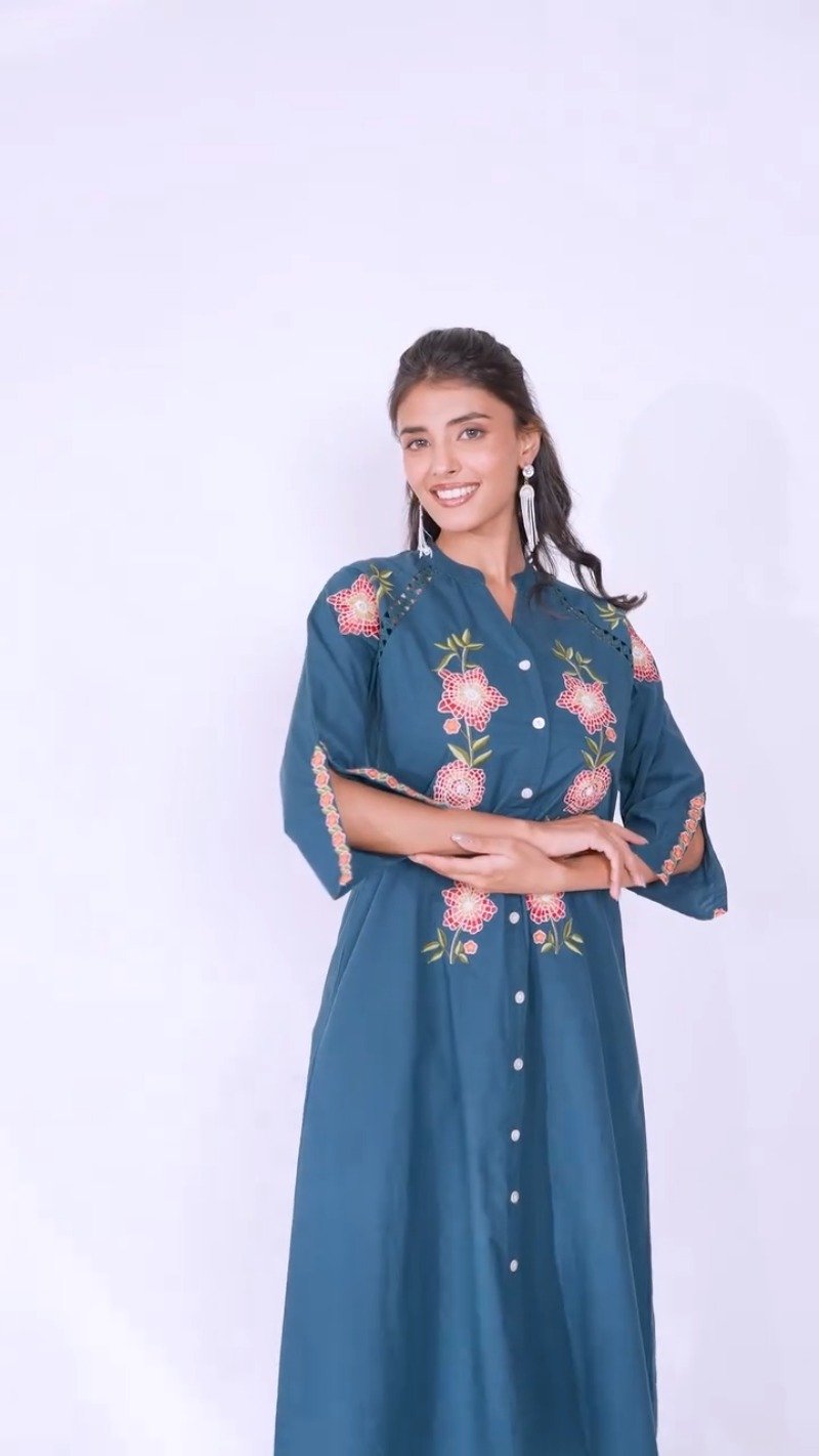 Teal Bloom Embroidered Cotton Kurta