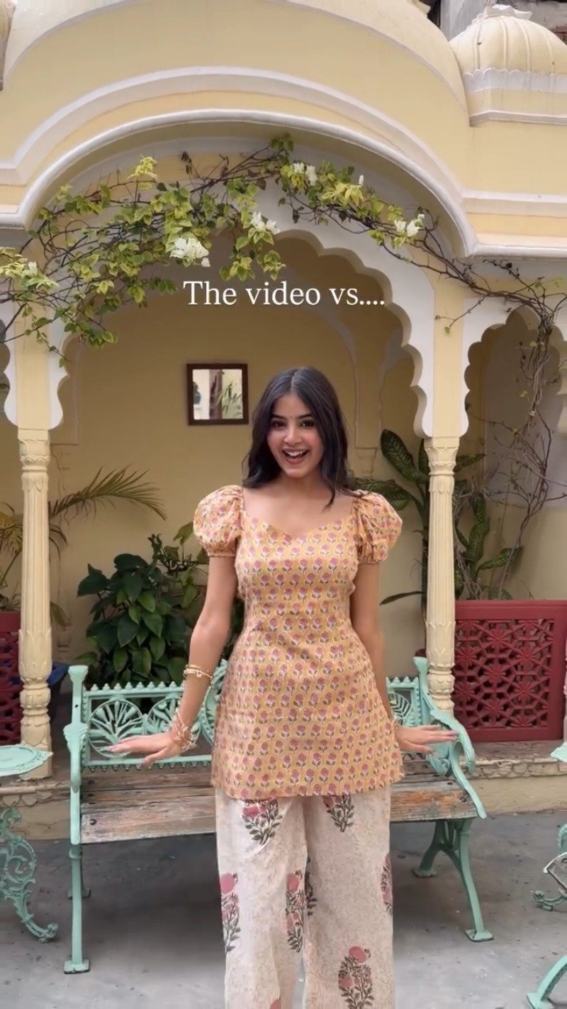 Sun-Kissed Floral Co-ord Set with Puff Sleeves and Open-Back Detail