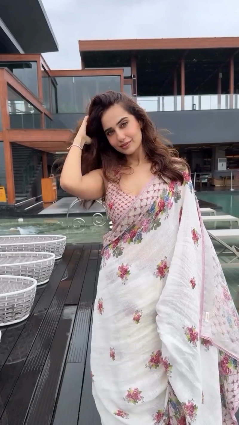 Ethereal Floral Bloom Chiffon Saree