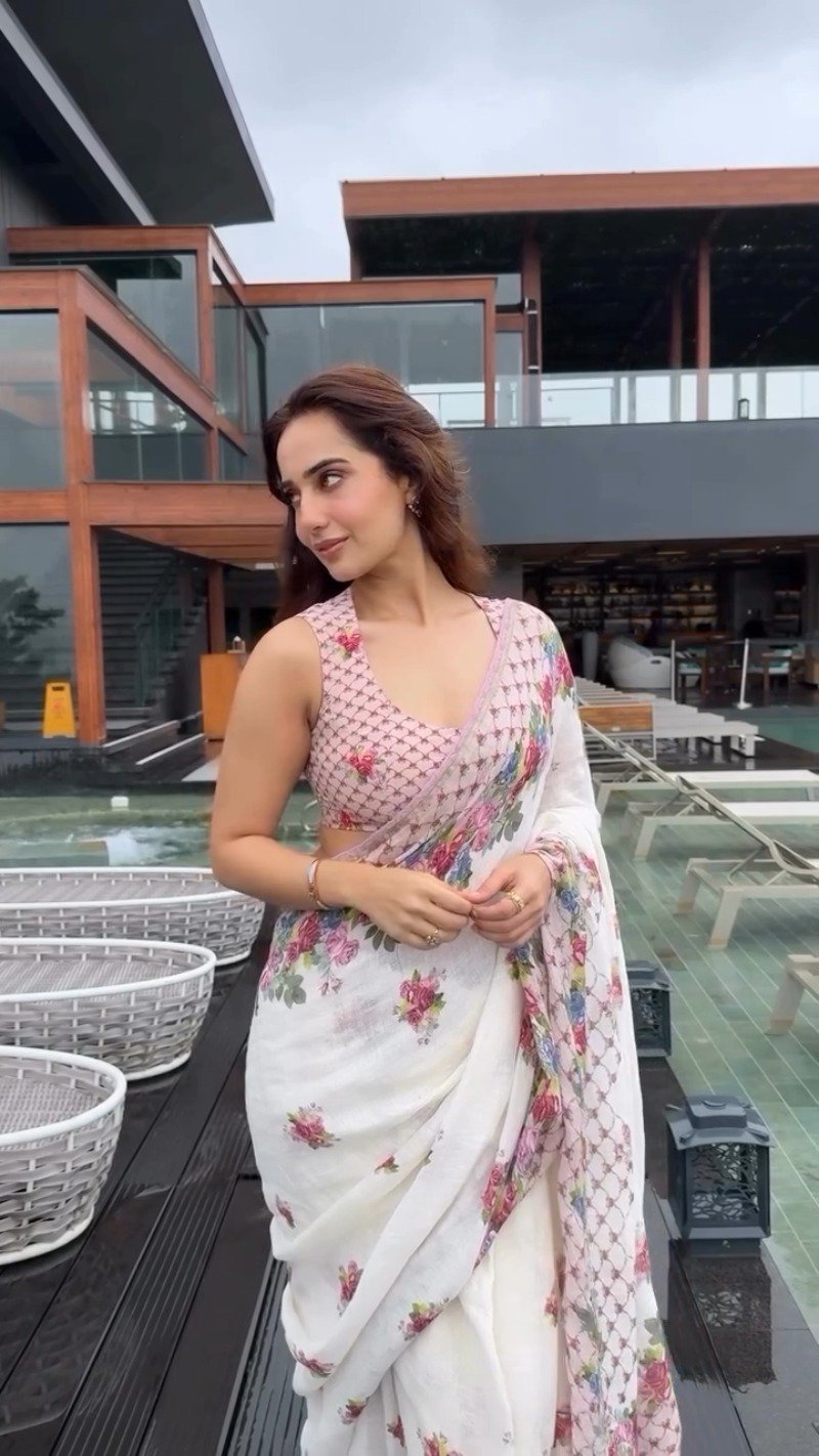 Ethereal Floral Bloom Chiffon Saree