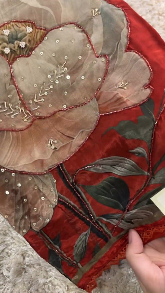 Exquisite Floral Organza Embroidered Saree – Available in Classic Black & Vibrant Crimson