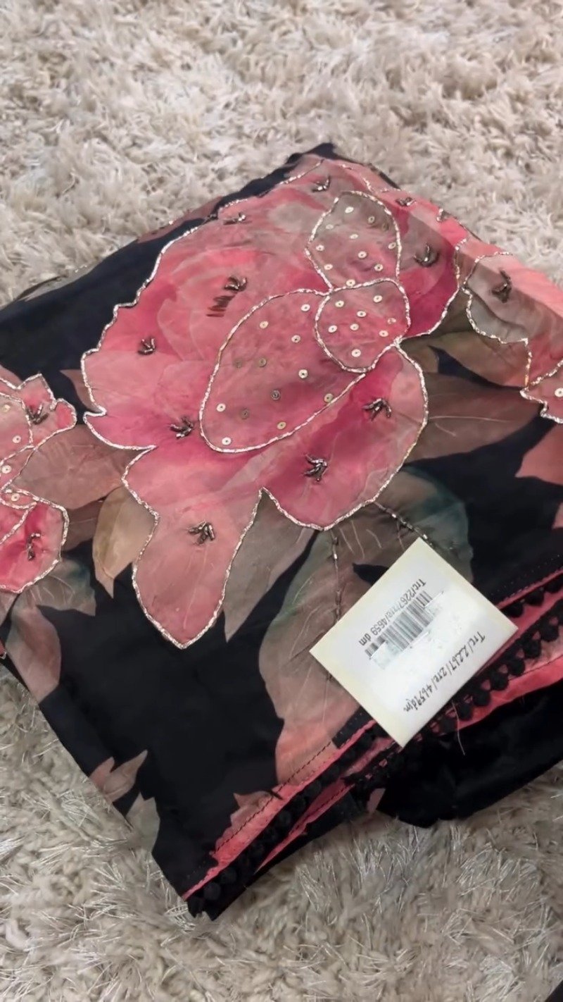 Exquisite Floral Organza Embroidered Saree – Available in Classic Black & Vibrant Crimson