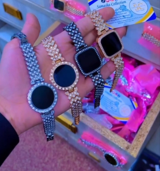 Crystal-Studded Luxury Women’s Wrist Watch Collection