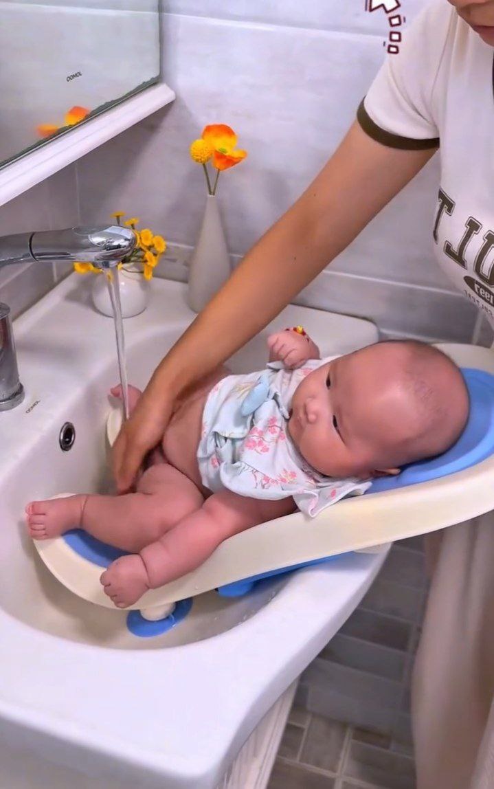 Convertible Baby Training Potty with Removable Inner Bowl