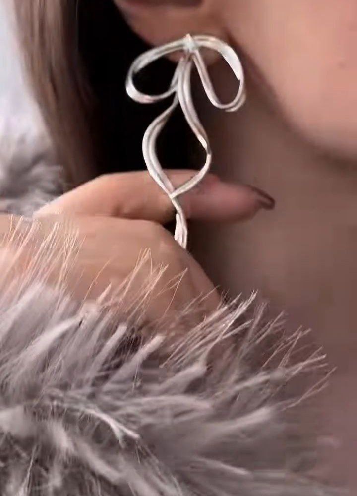 Elegant Silver Bow Charm Jewelry Set