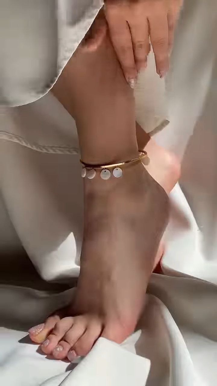 Disc Charm Gold Anklet