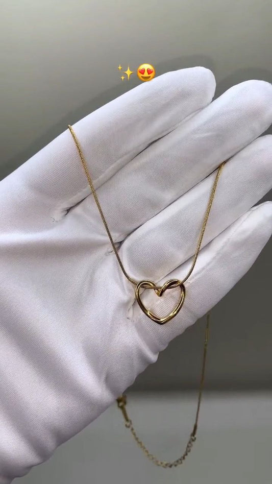 Minimal Heart Pendant Chain Necklace